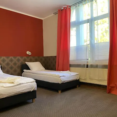 Nocleg ze śniadaniem Luna Szczawno-Zdroj