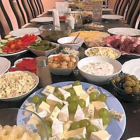 Luna فندق مبيت وإفطار 3*