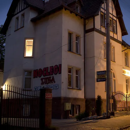 Nocleg ze śniadaniem Luna Szczawno-Zdroj